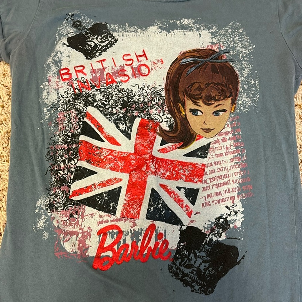 Vintage Y2K Barbie British Invasion Tee, 2006 Mattel Size Small
